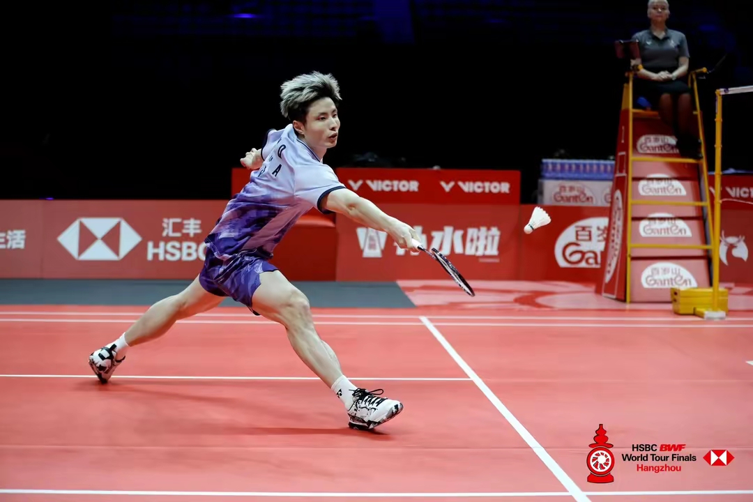 日本队完胜泰国队，石宇奇统治全场