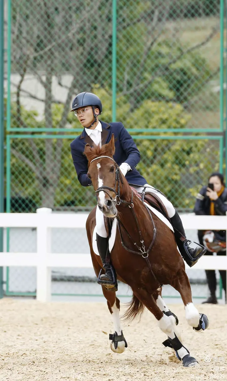 马赛鏖战挪威，托尼关键制胜