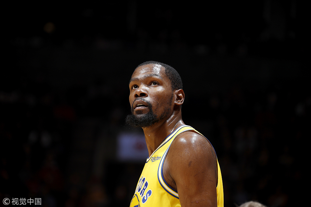 江苏队绝杀猛龙,杜兰特点燃赛场 江苏队绝杀猛龙,杜兰特点燃赛场