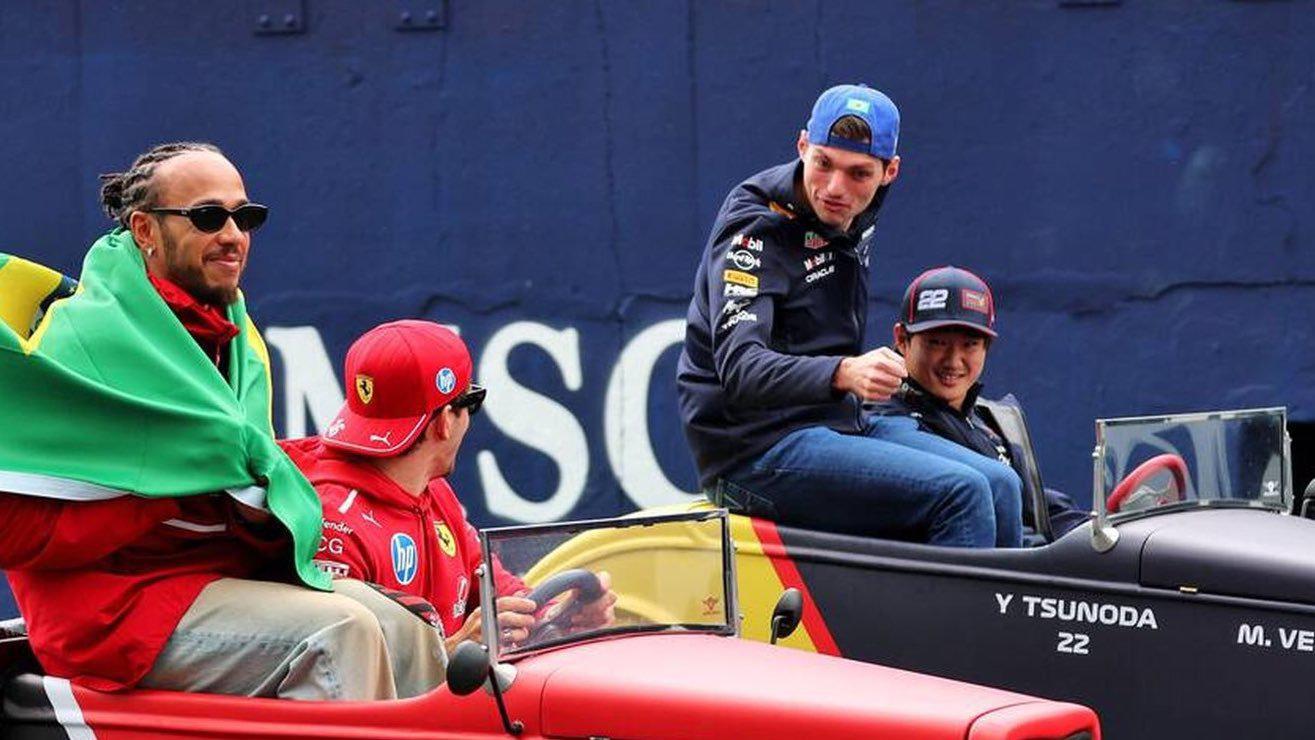 索伯车队险胜威廉姆斯，维斯塔潘扛起全队