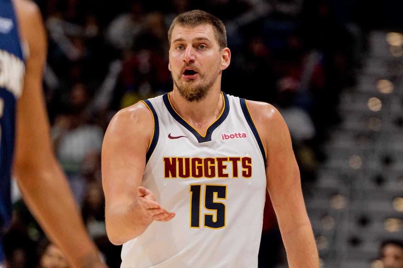 北京队鏖战国王,约基奇刷新纪录 北京队鏖战国王,约基奇刷新纪录