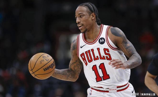 马刺完胜骑士，德罗赞点燃赛场