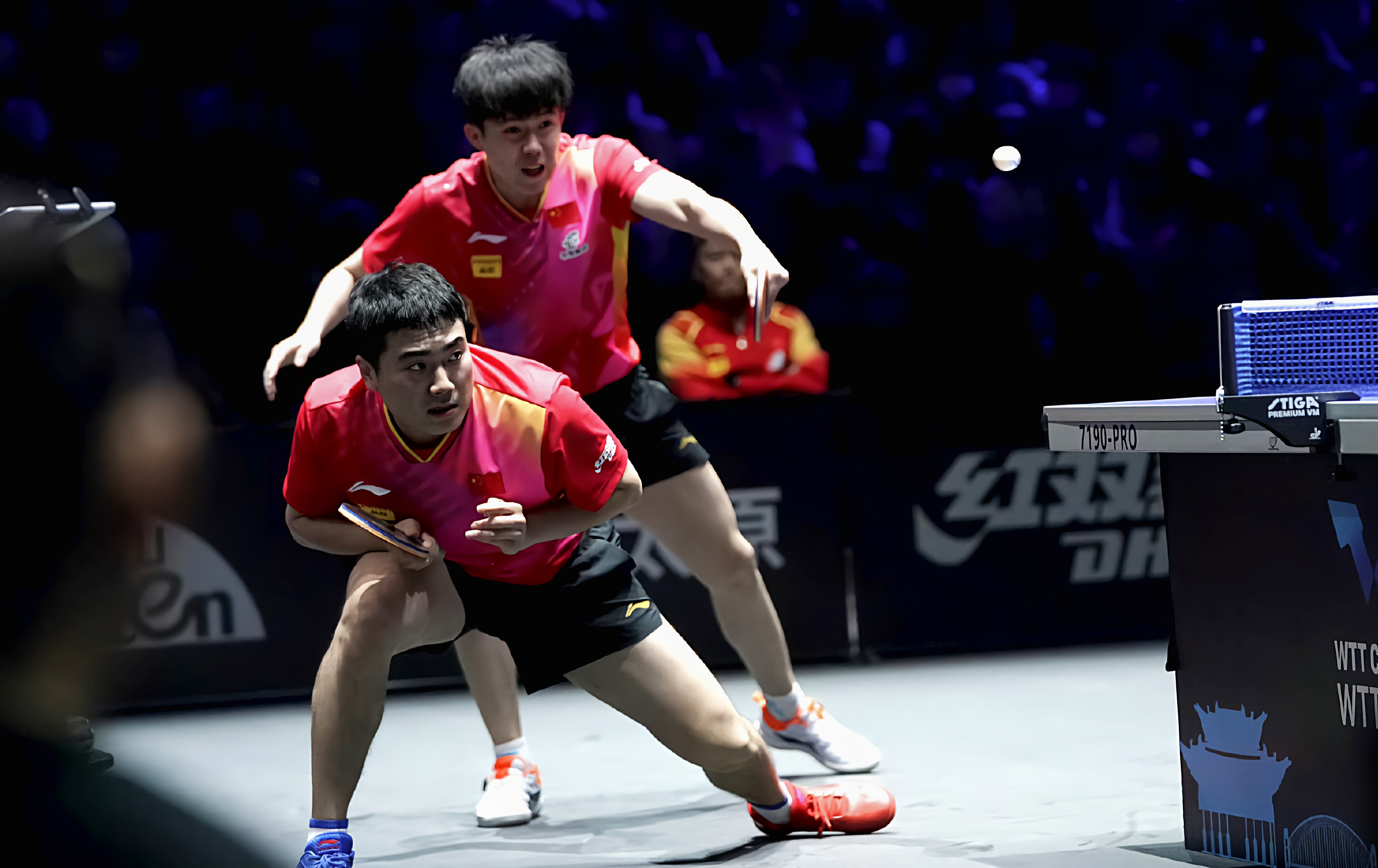 中国队绝杀英格兰队,梁靖崑状态火热 中国队绝杀英格兰队,梁靖崑状态火热