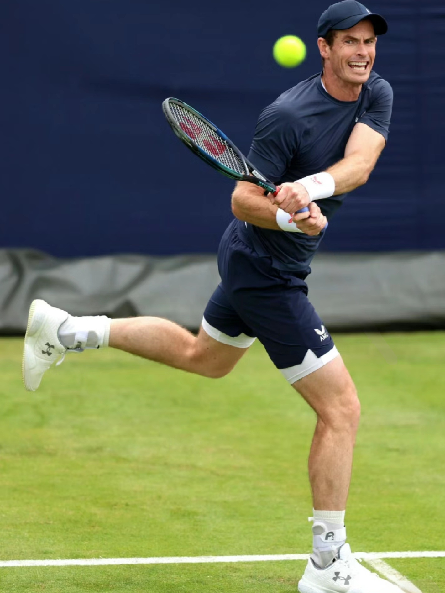 意大利网球队绝地反击英国网球队，穆雷绝境逆转