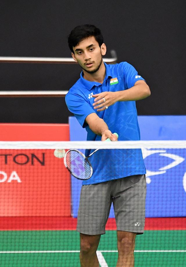 印度羽毛球队险胜英格兰羽毛球队，谌龙绝境逆转