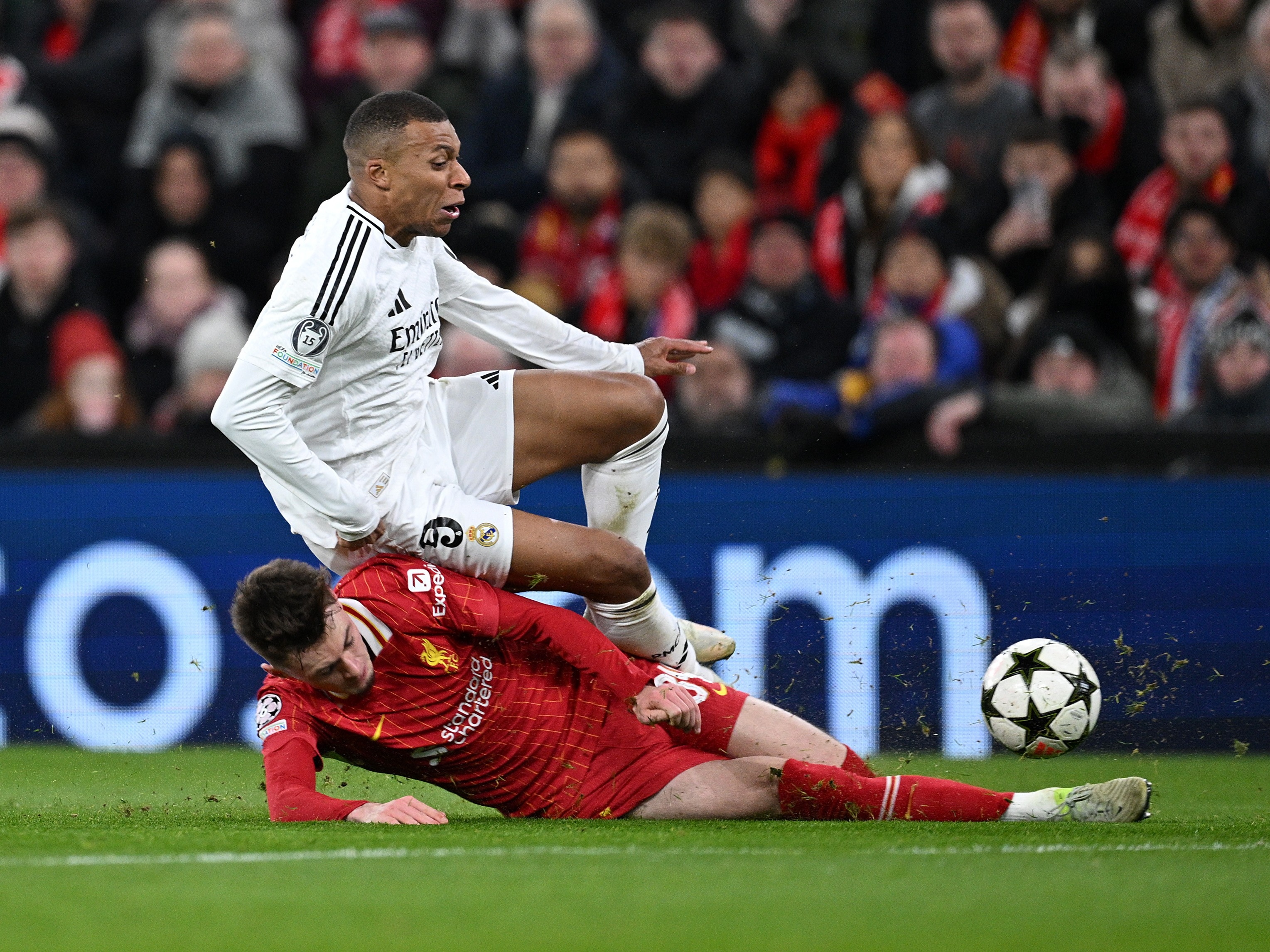 利物浦横扫墨西哥，苏亚雷斯爆发神勇