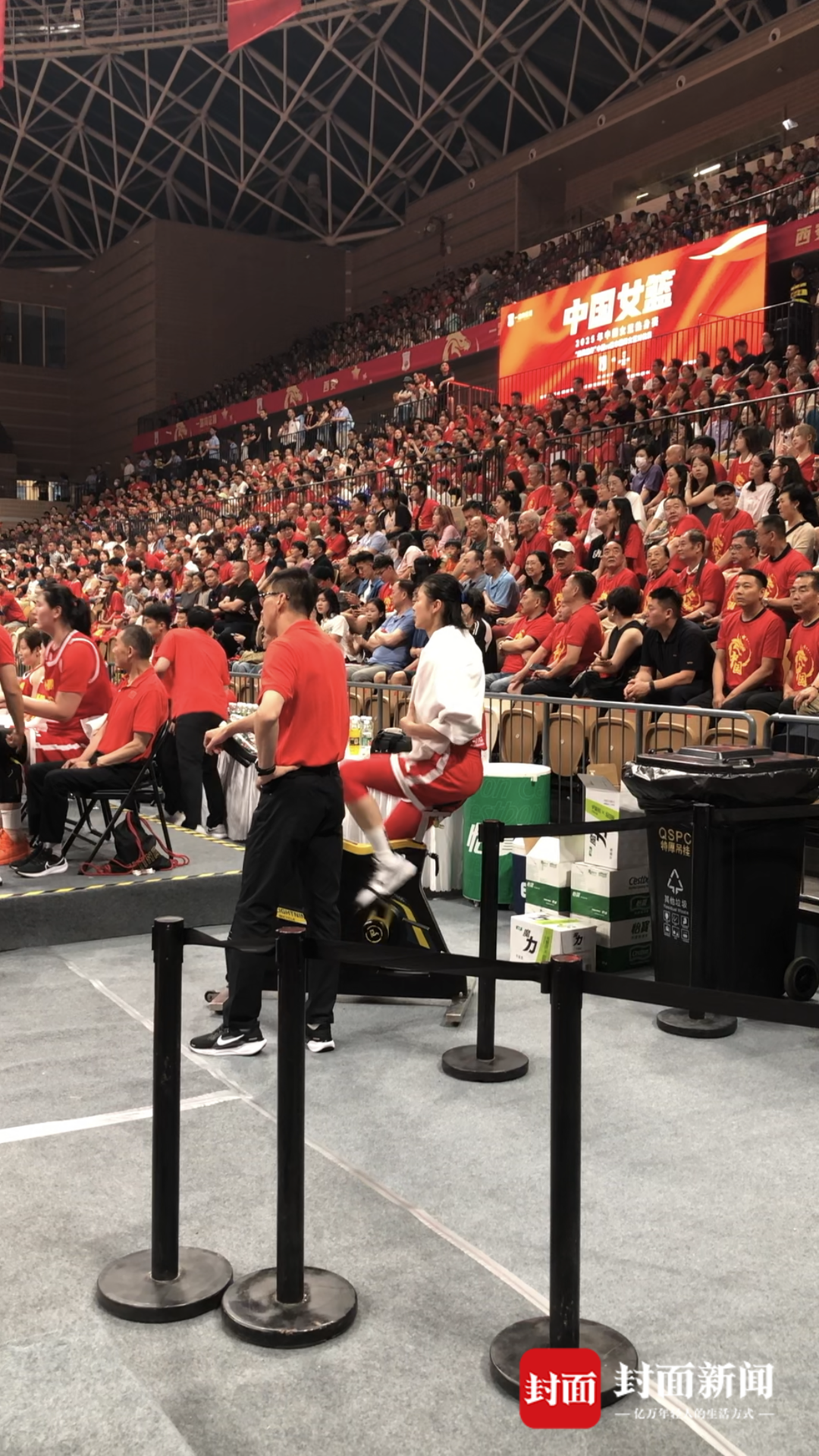 开云APP-热身赛大比分胜出，国家队霸气登场