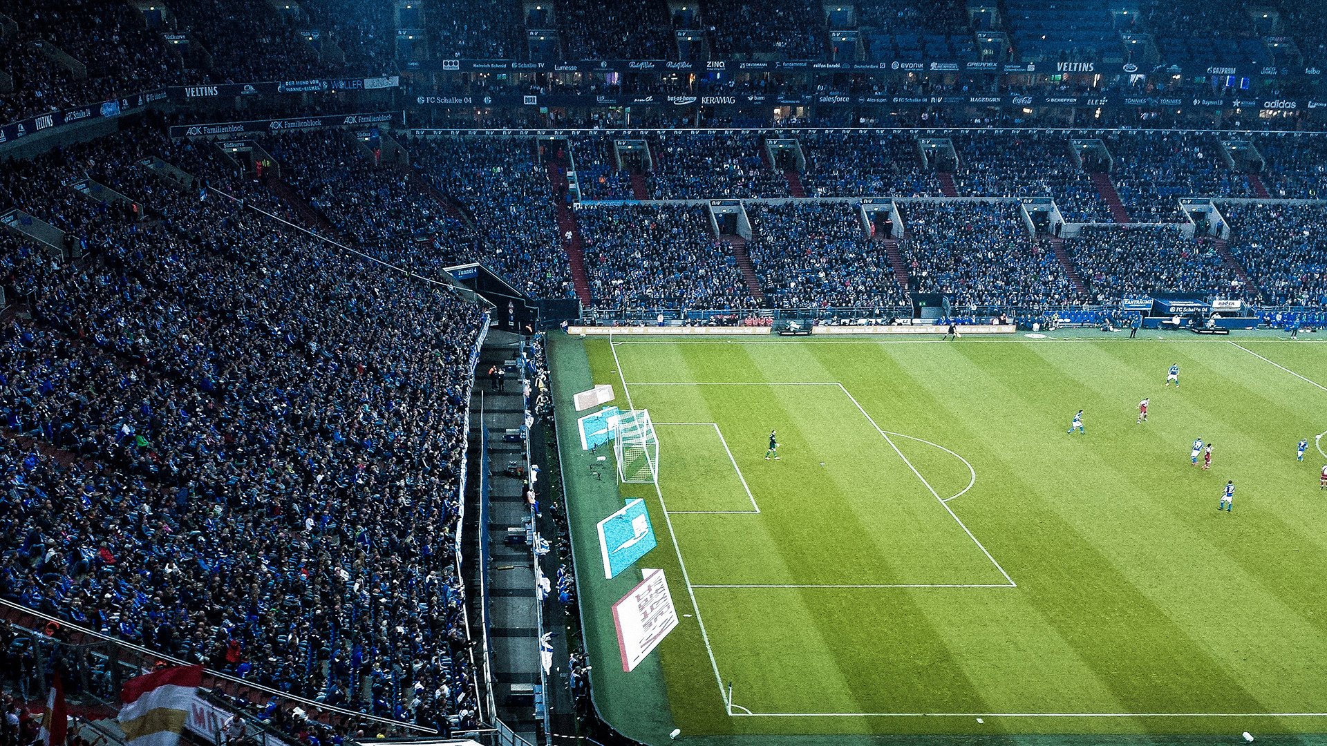 雷霆强压尼克斯，詹姆斯成为关键先生